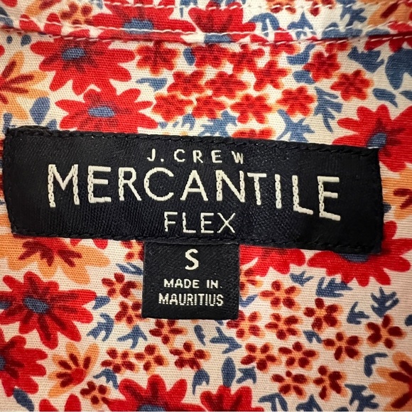 J. Crew Mercantile Flex Red Micro Floral Printed Button Up Short Sleeve Shirt - Picture 7 of 9